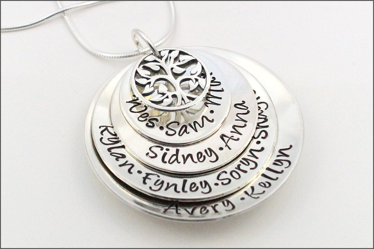 Tree of Life Stacked Name Necklace | Stacked Grandma Necklace, Grandchildren's Names, Personalized Grandma Necklace, Gifts for Grandma