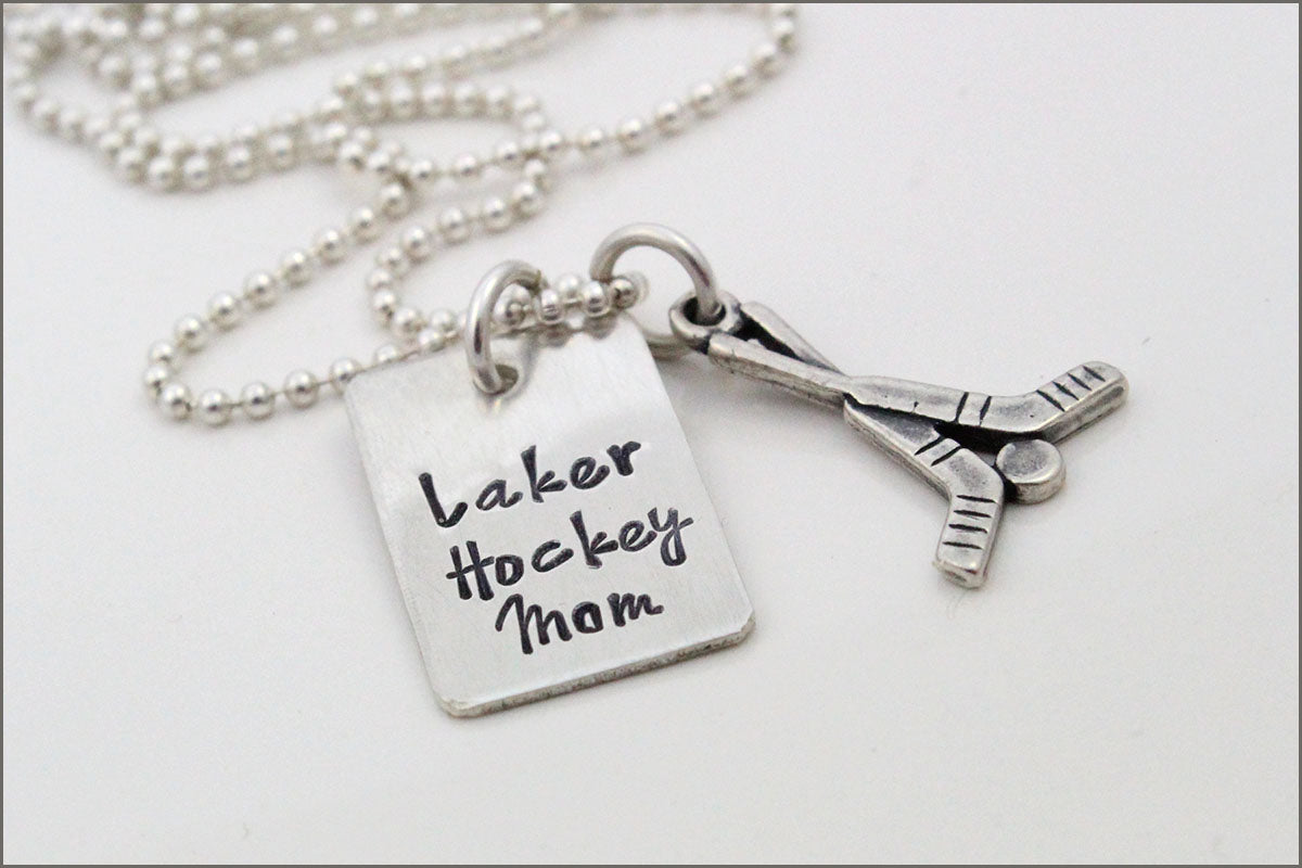 Custom Hockey Mom Necklace | Your Sports Team Mom Necklace, Sports Mom Necklace, Personalized Sports Mom Jewelry, Gifts for Sports Mom